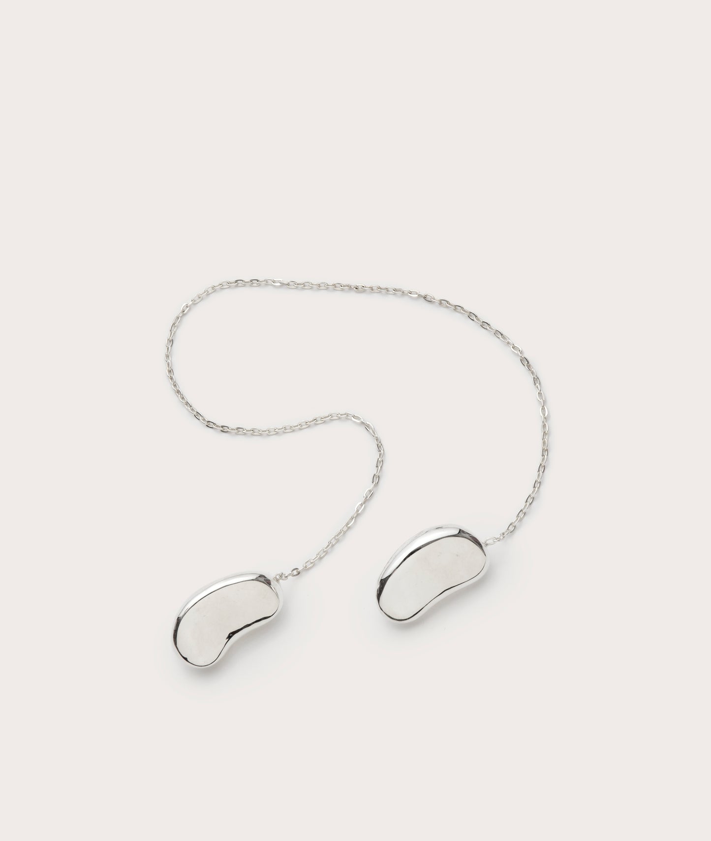 Bib Chain, Bean