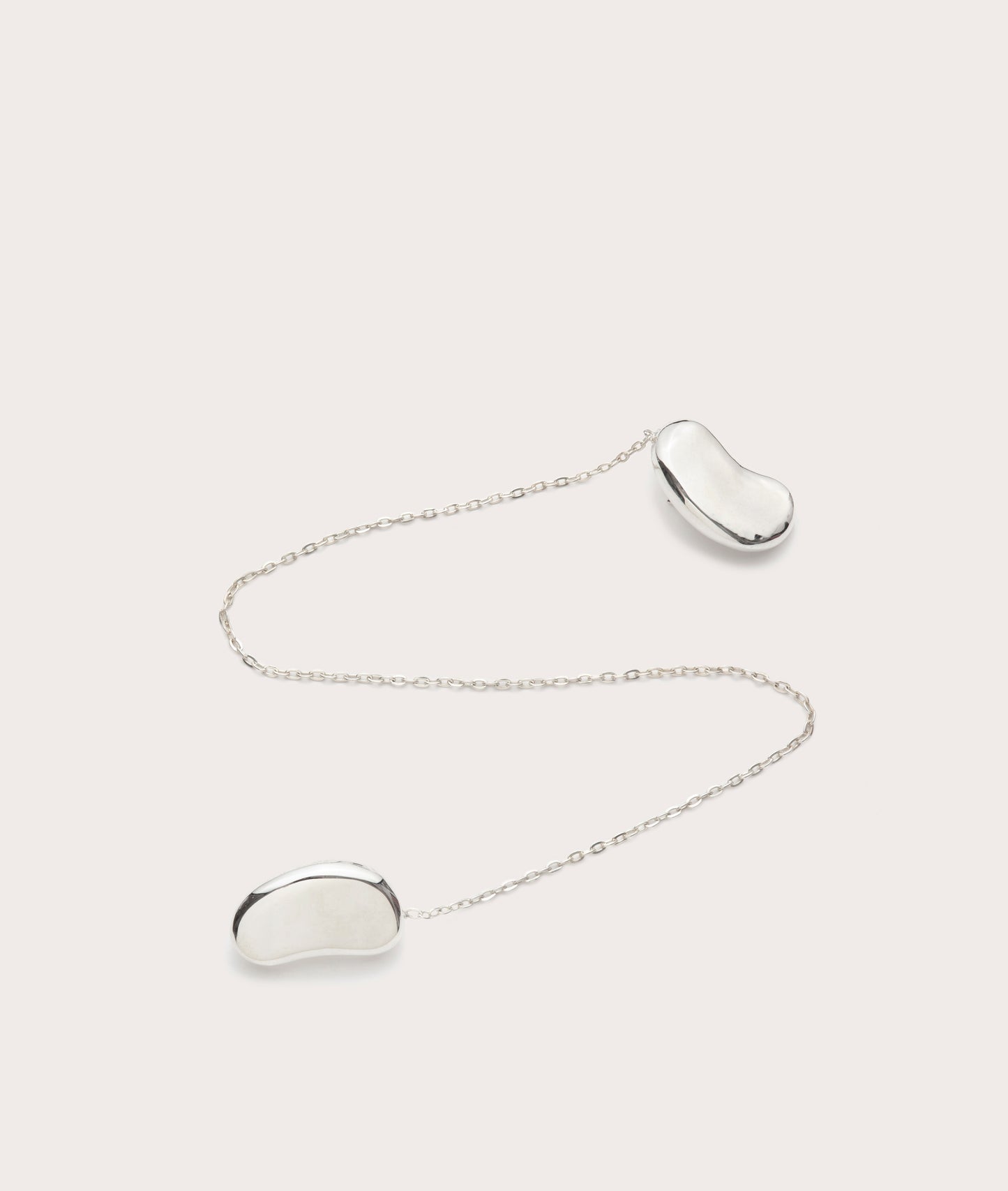 Bib Chain, Bean