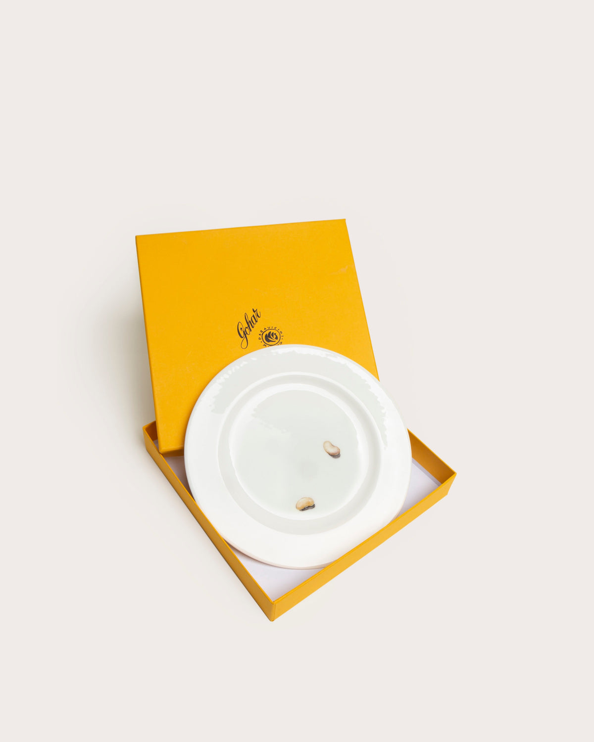 Bean Trompe L'oeil Dessert Plate, Gohar World – alternate view