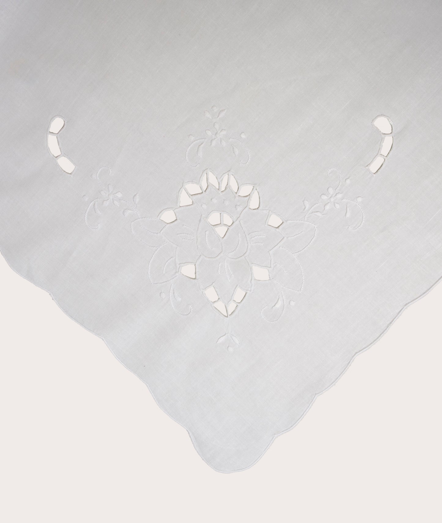 Embroidered Lace Tablecloth with Six Napkins, Rose