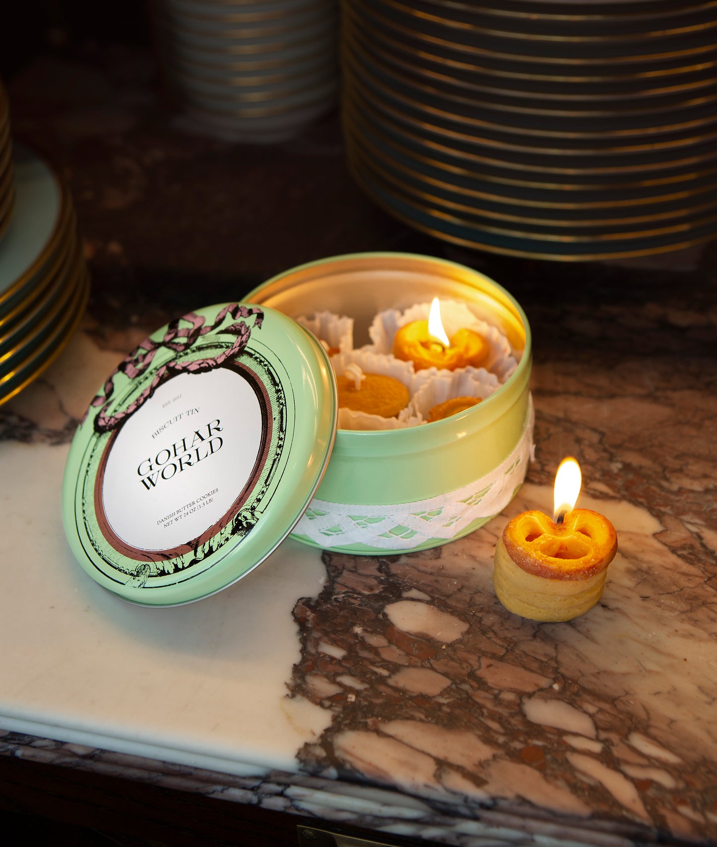 Candle, Gohar World Biscuit Tin