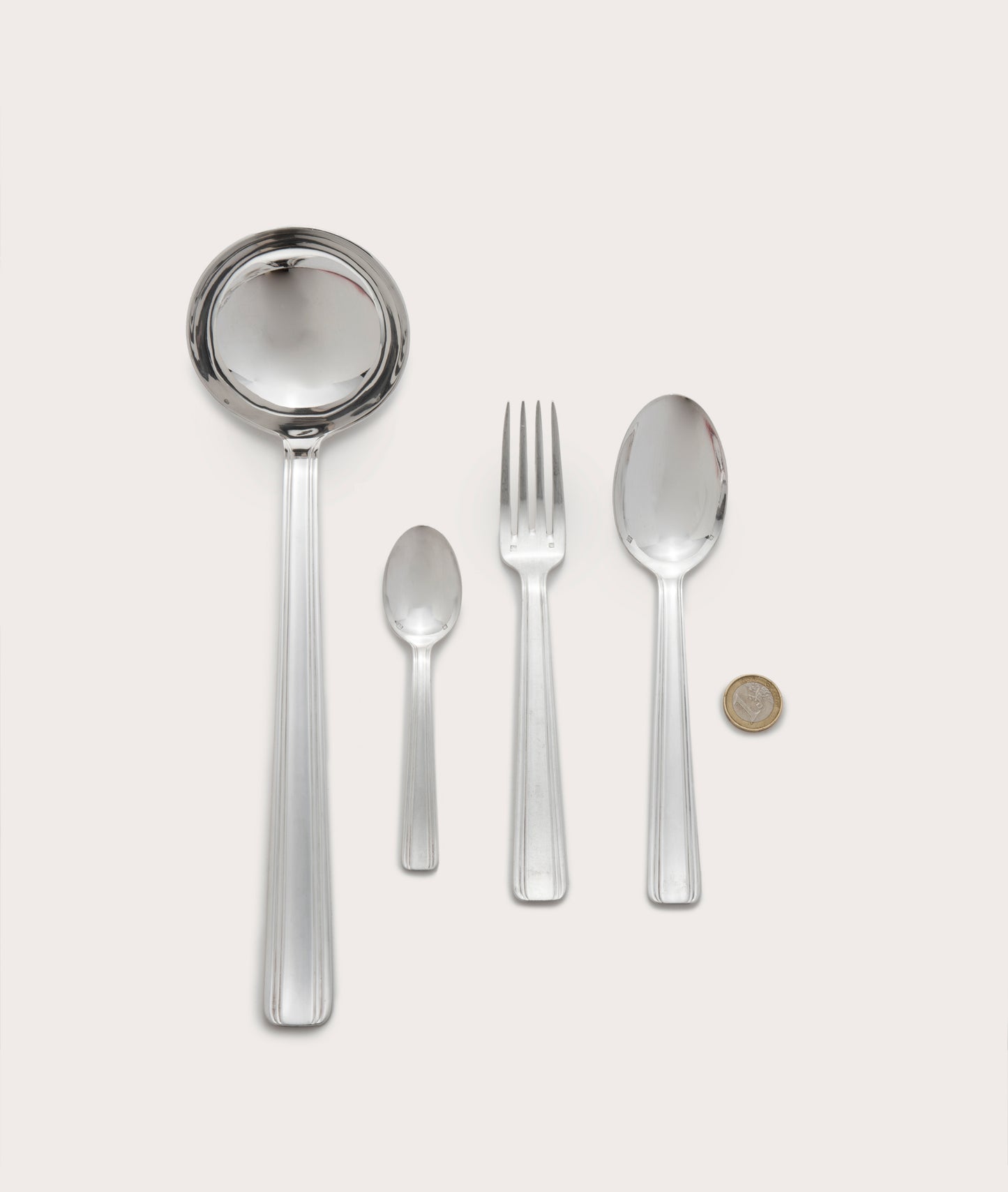 Iconic Cutlery, 37 Piece Set