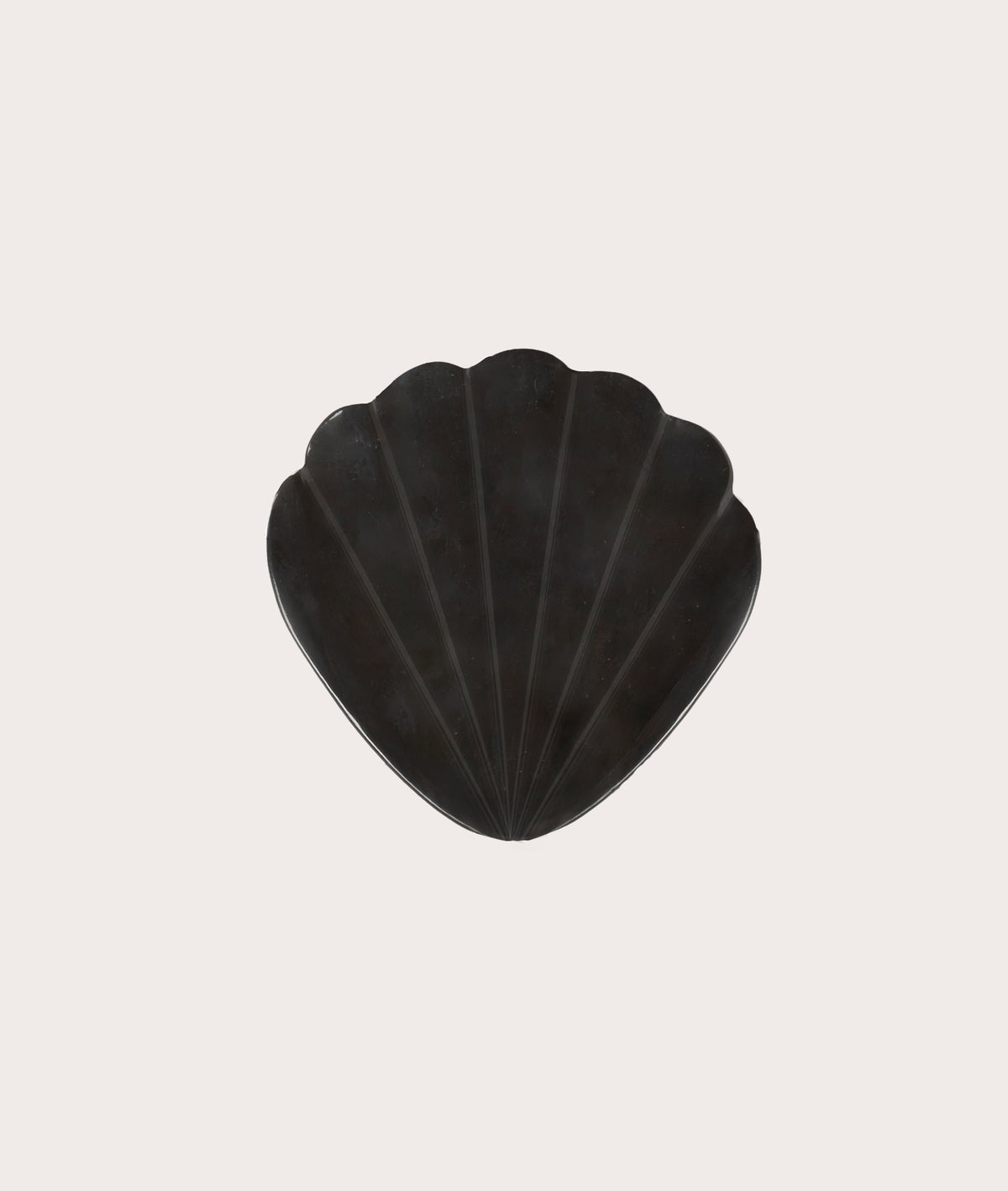 Clam Dish, Horn