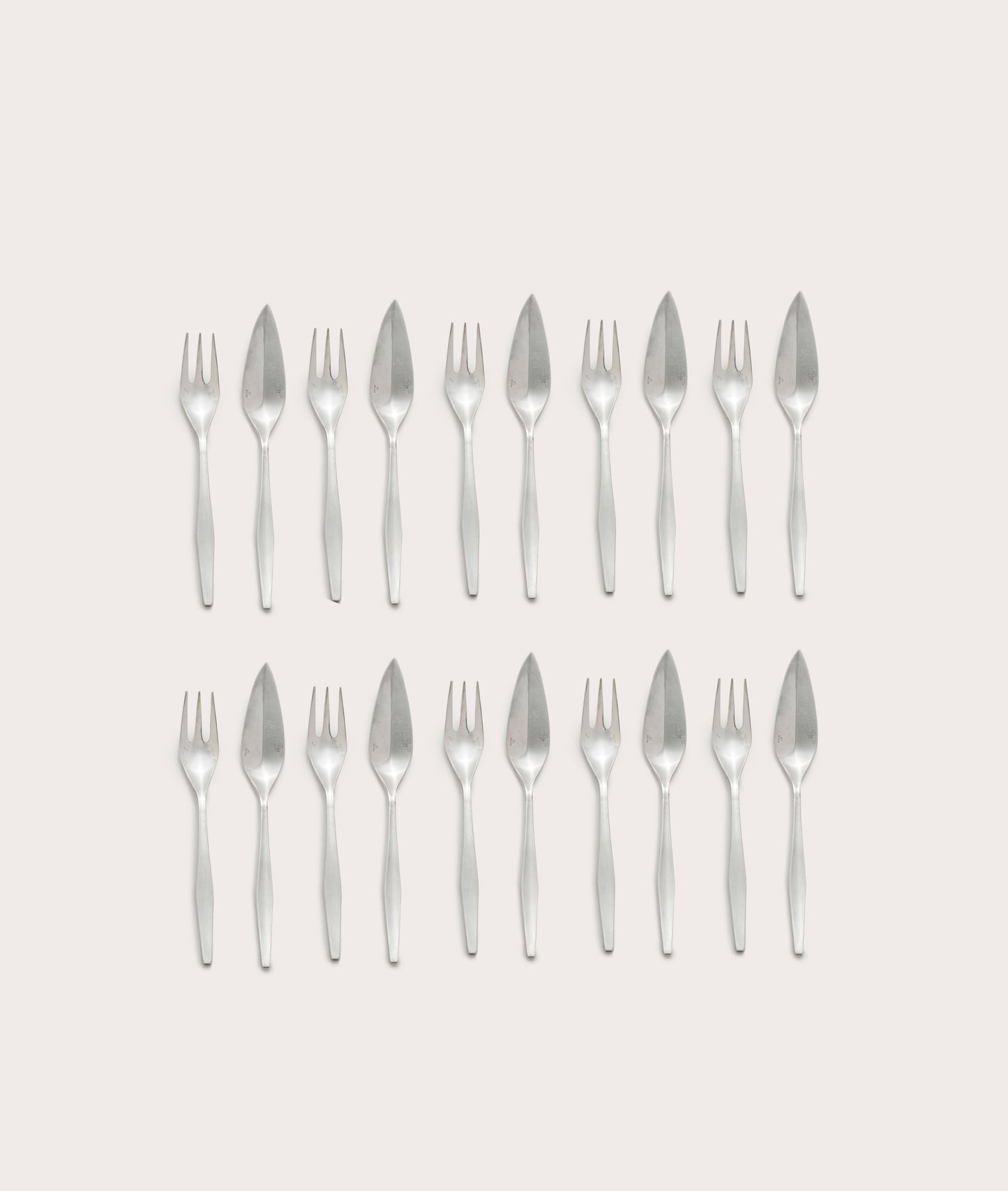 Silver Fish Cutlery, 20 Piece Set
