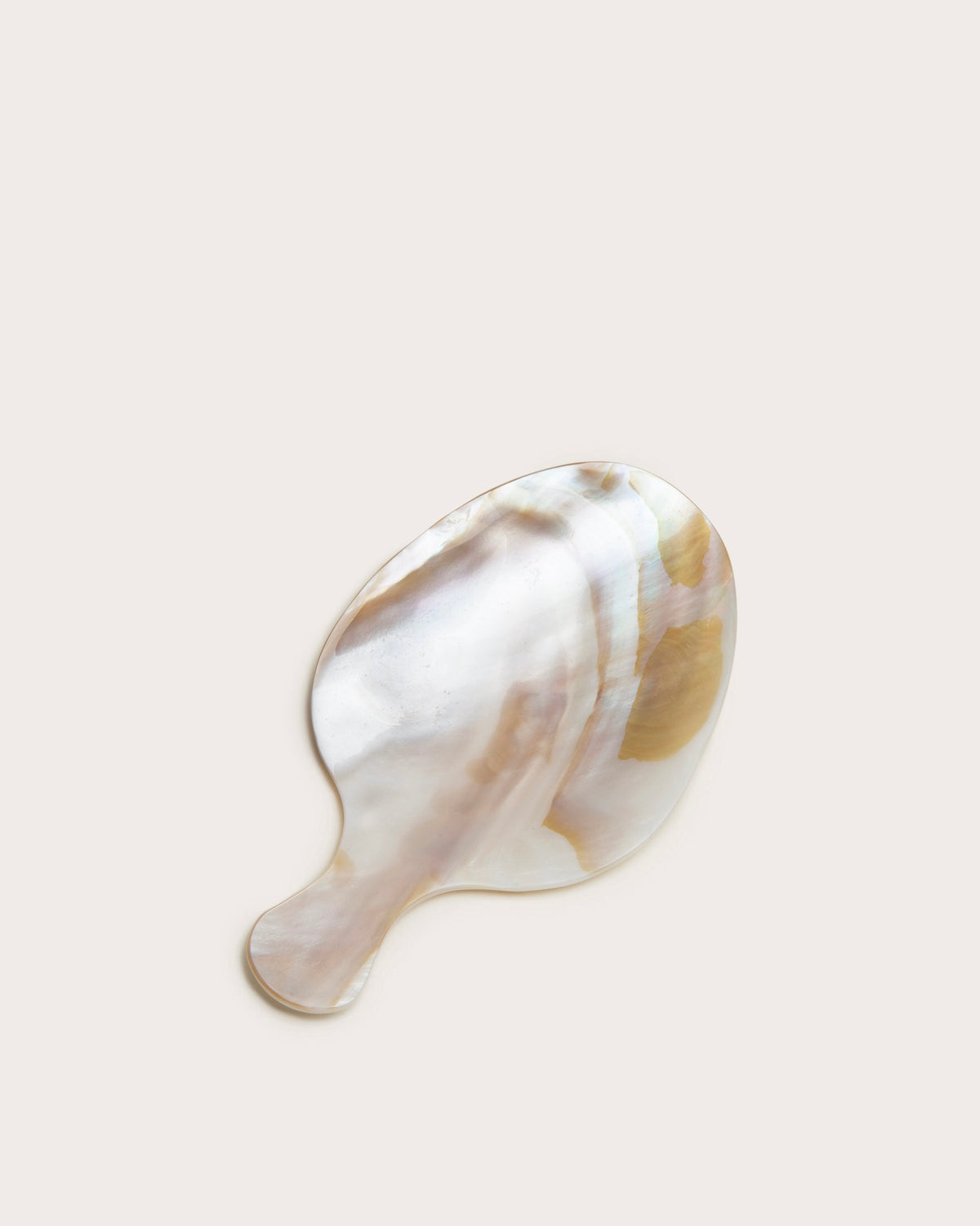 Hand-carved mother of pearl scoop, Gohar World