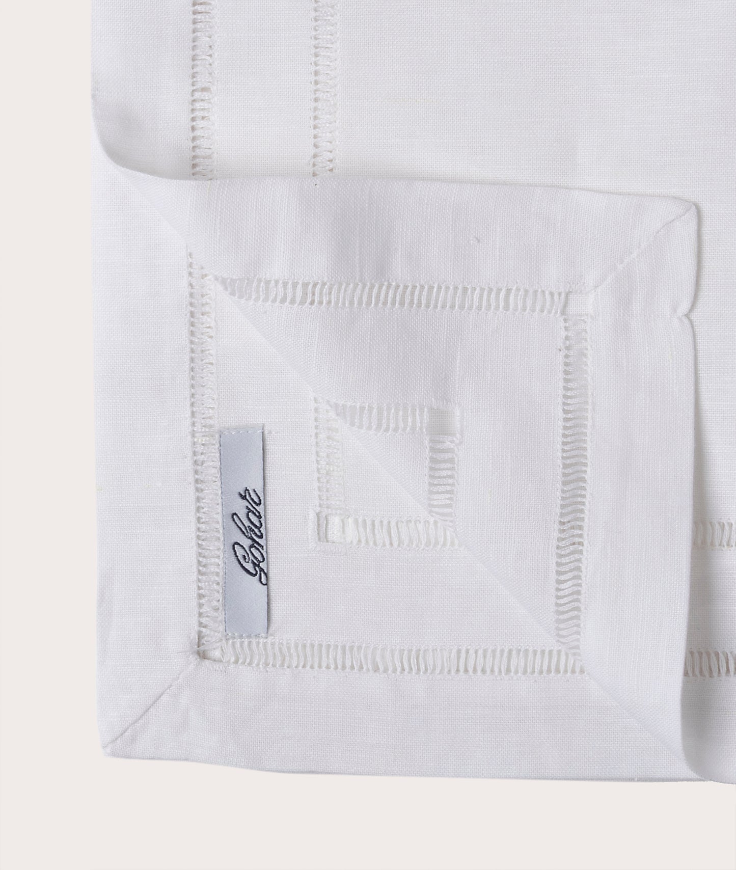 Personalized Table Runner, Á Jour Stitch