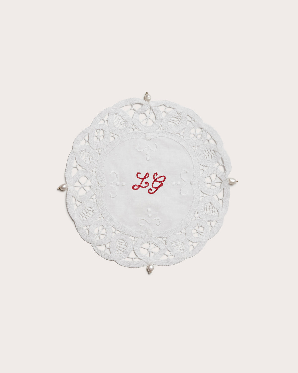 Personalized Lace Doily with Pearls, Round