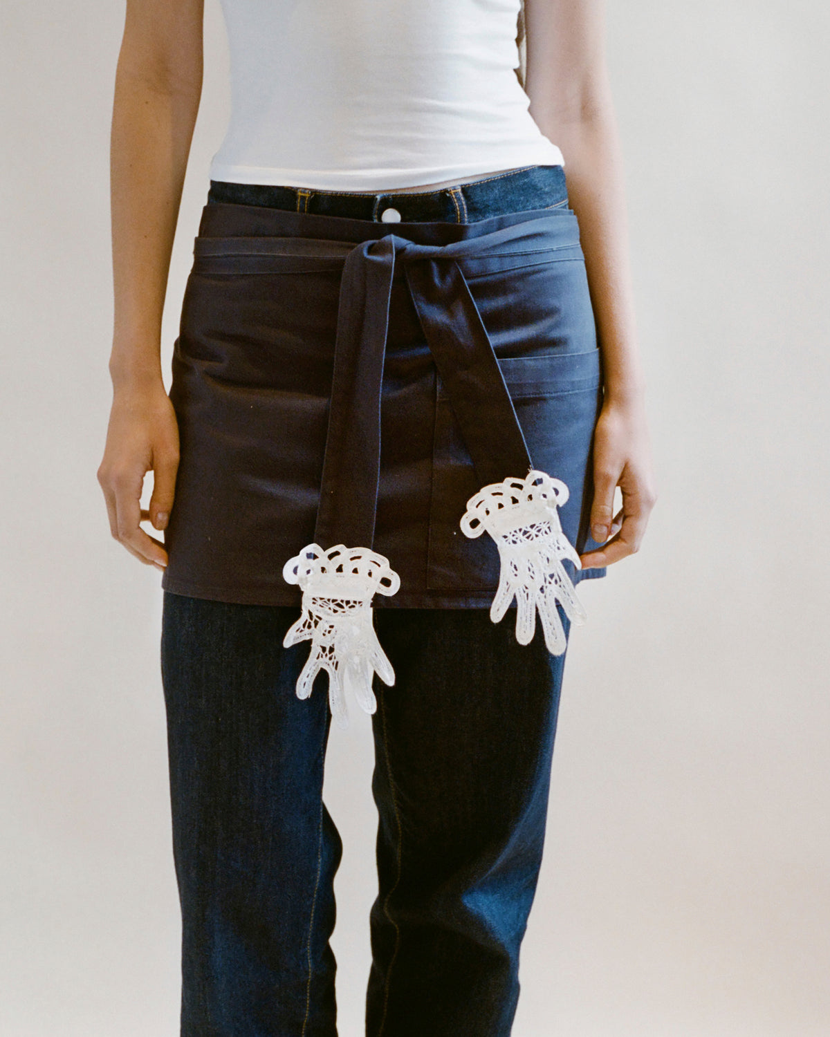 Mini Lace Hands Apron, Gohar World