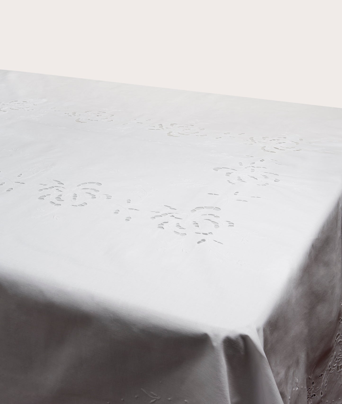 Embroidered Lace Tablecloth with Eight Napkins, Camelia