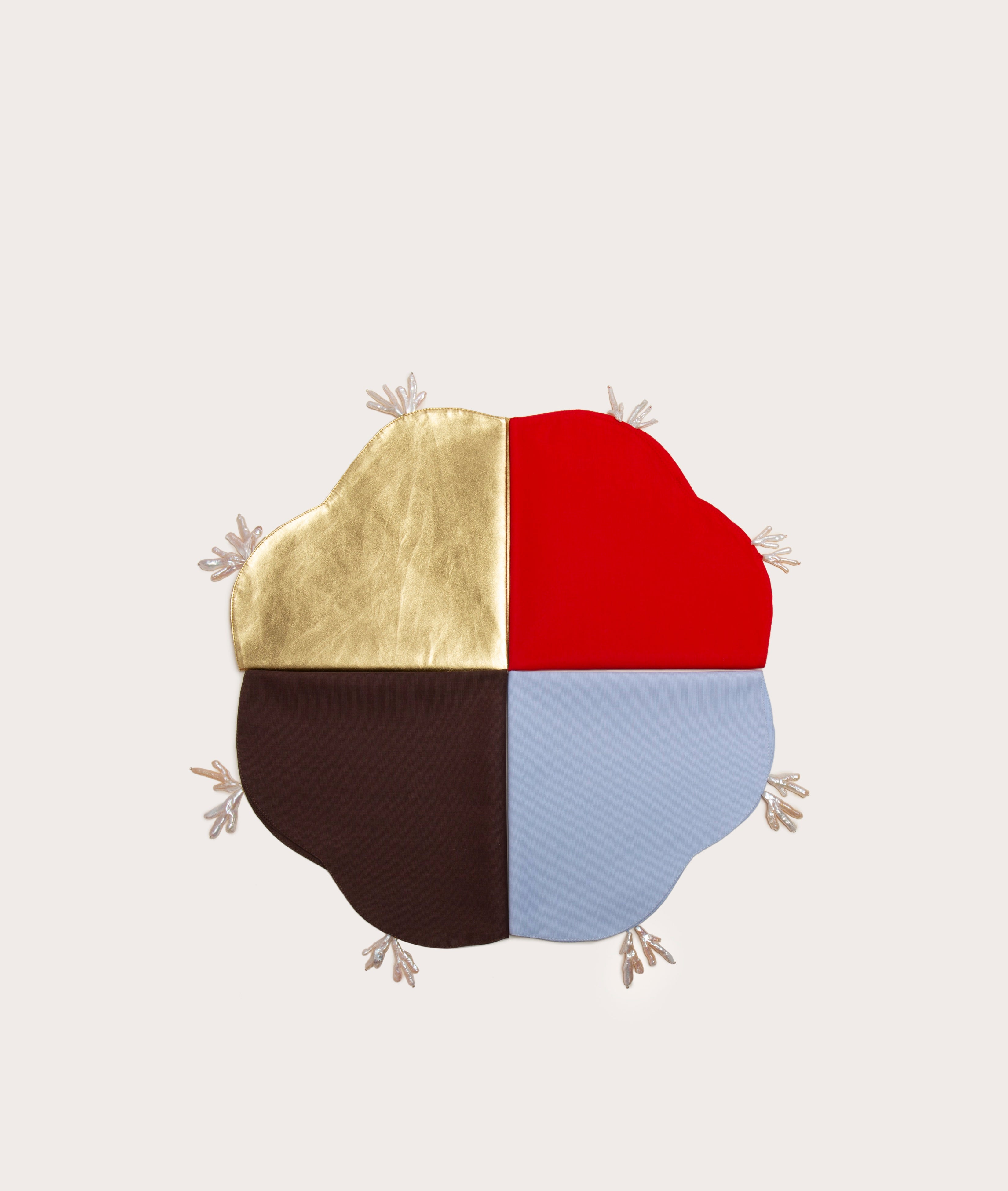 Plate Cover with Chicken Feet Pearls