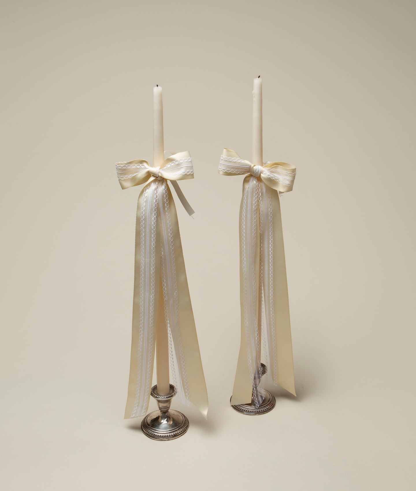 Taper Candle with Lace Bow – Gohar World